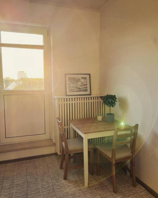 Wunderschoene 3-Zimmer Wohnung Fuer 6 Personen Bremen Exterior photo